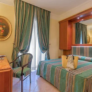 Hotel Raeli Luce, Řím
