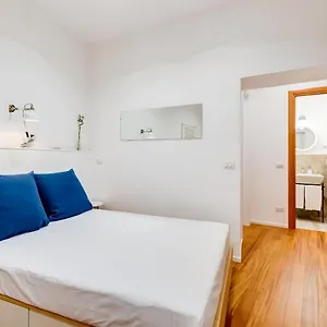 Lovely And Modern Nest Near The Colosseum Apartamento